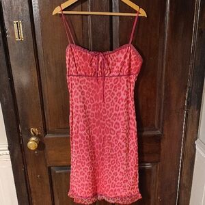 VERY VINTAGE Betsey Johnson Pink Animal Print Dress Size Large